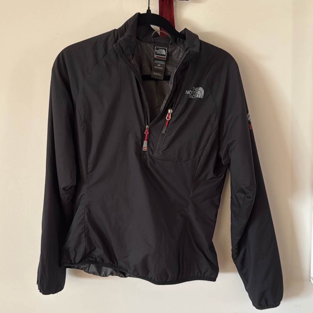 North face summit series wind breaker pullover